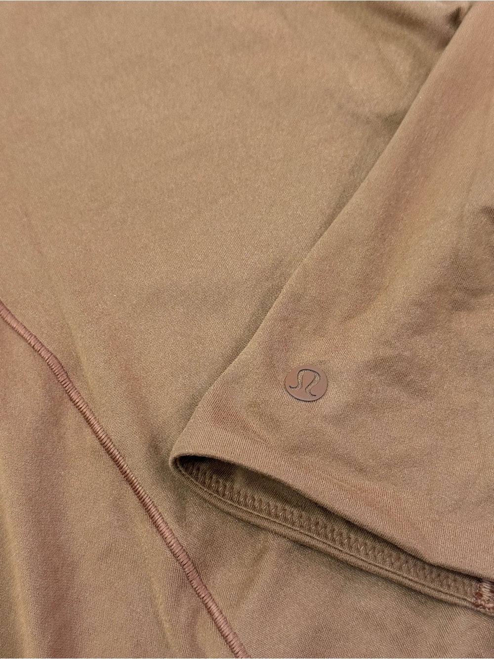 Lululemon Hold Tight Long Sleeve Shirt
Roasted Brown - Picture 4 of 4